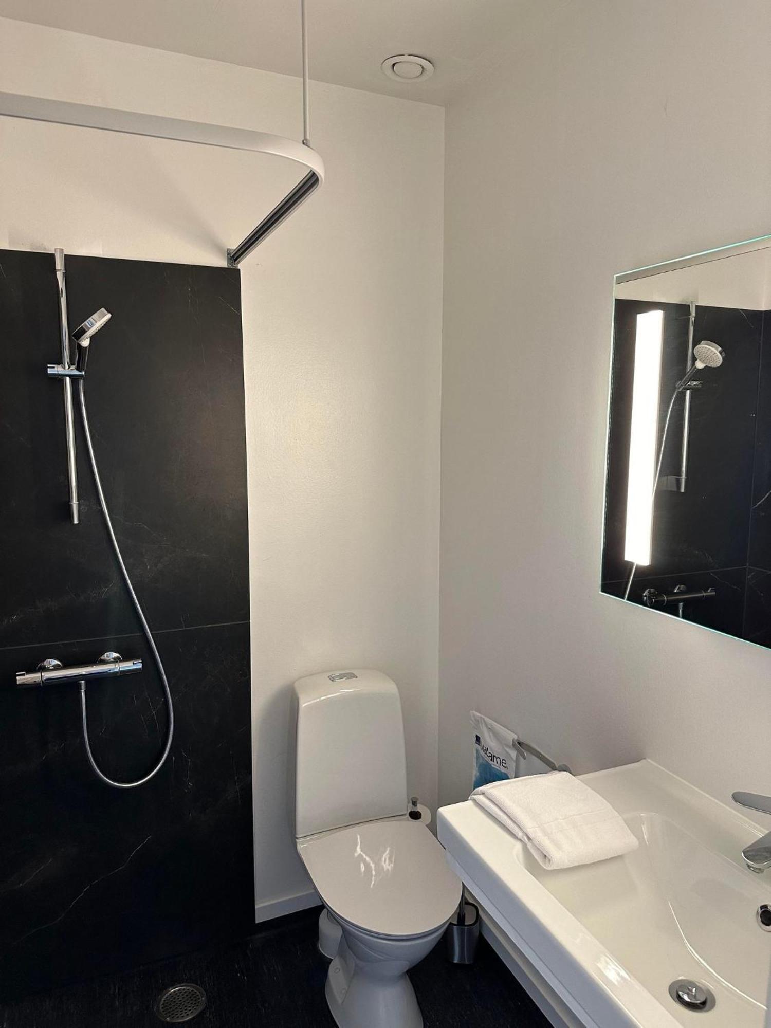 Visionhouse Hotel Фредериксунд Екстериор снимка