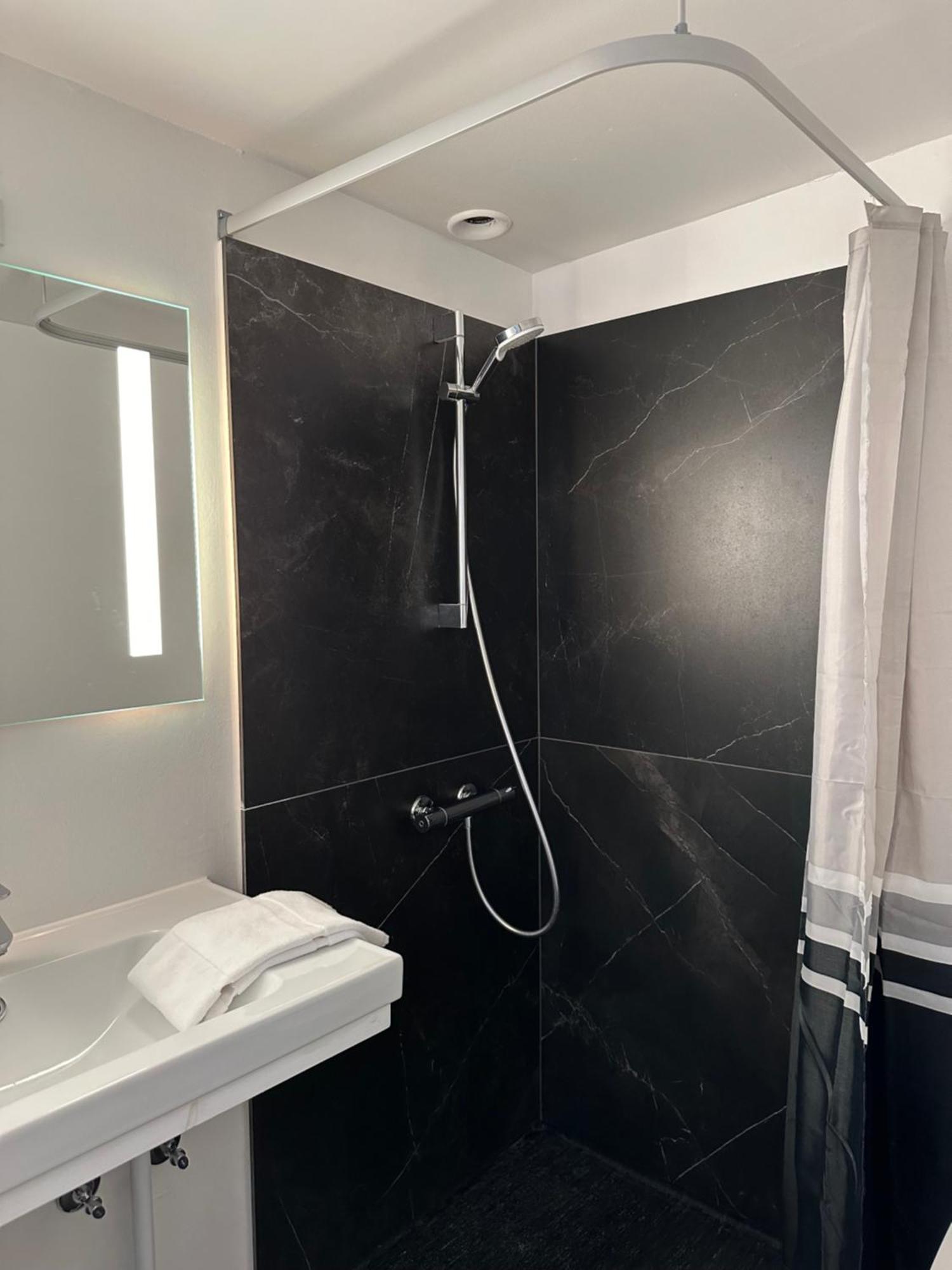 Visionhouse Hotel Фредериксунд Екстериор снимка